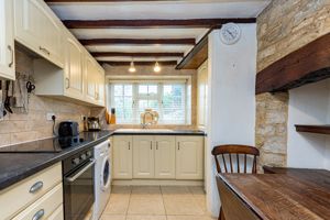 Peaks Lane Stonesfield